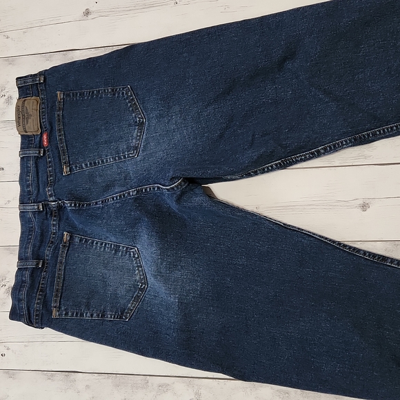 Wrangler Blue Jeans 38 x 30 Relaxed Fit - Picture 6 of 7